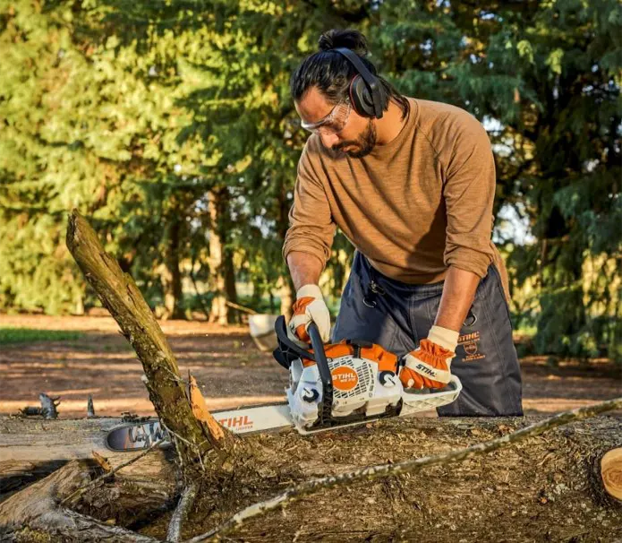 Chainsaw-Promo-Sep26